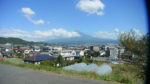 富士川左岸の雁堤からの富士山の眺め
