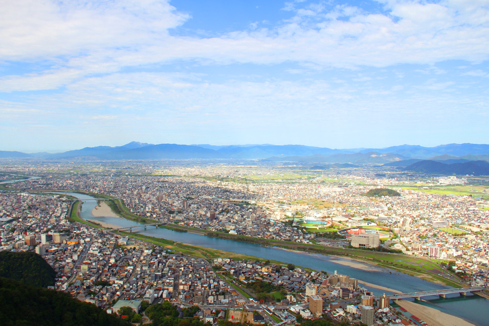 岐阜城からの眺め。長良川